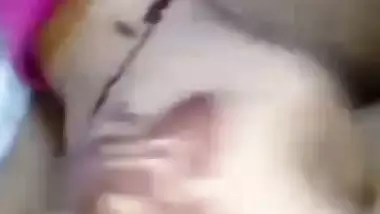 Bhojpuri horniest girl fingering with mehandi fingers MMS