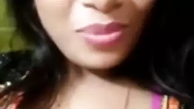 Horny cute Indian girl naked fingering video call