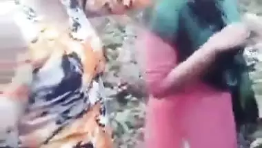 Desi Lesbian kiss for TikTok fame