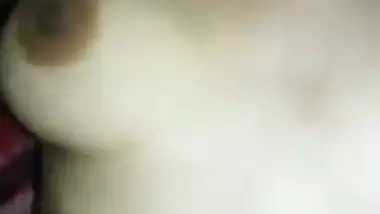 Silent chudai of naked wife at midnight