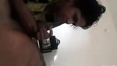 ഉപ്പും മുളകും അമ്മായി കുണ്ണ ചപ്പൽ