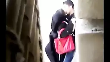 Hyderabad Muslim girl outdoor sex mms scandal