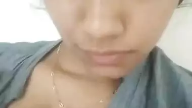 Desi hot girl ka nipple