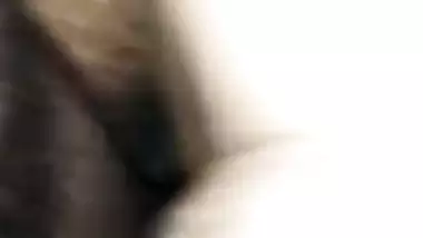 Village girl moans while getting fucked in desi MMS