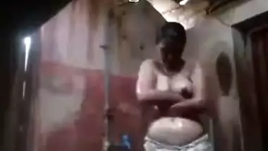 Horny Tamil Village Wife Makes Nude Bath Clip For Hubby