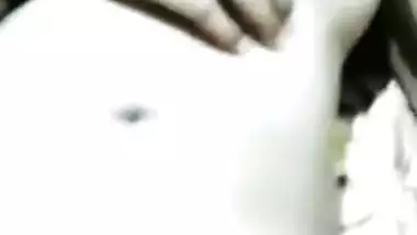 Ujjain district girl having sex with BF