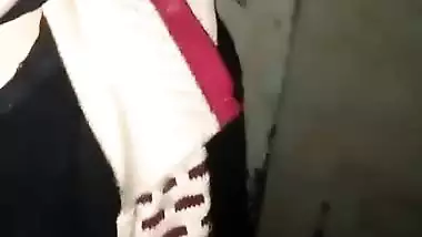 Hot Bangladesh sex video of a Muslim girl getting fingered