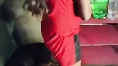 Bellary lady gives a Telugu blowjob to a Bihari laborer