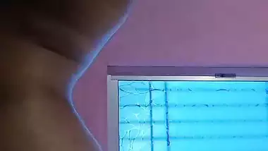 Horny Bengali babe fingering with big ass showing