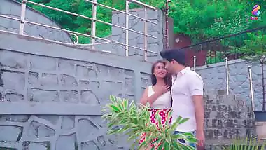 Balloons Hindi Unrated HDRip – Exchange (S01E01)