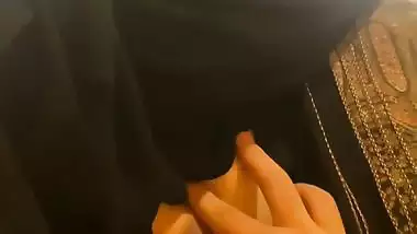 Boob show in restaurant and blowjob by dehati burkha GF