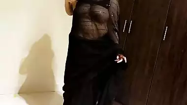 Transparent saree boobs show and naked video of busty wife