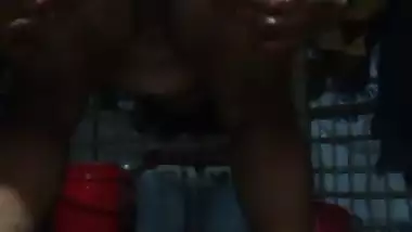 Desi nude aunt masturbates with a plastic bottle