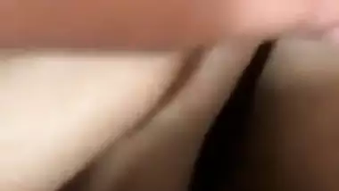 Naked girl shows her pussy in the Indian sex video – Part 2