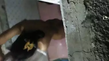 Indian maid bathing voyeur video